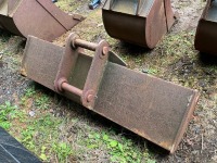 APPROX. 6ft SHUGH BUCKET TO SUIT 13 TON MACHINE - 6