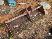 APPROX. 5ft SHUGH BUCKET TO SUIT 6-8 TON MACHINE - 3