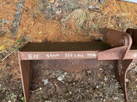APPROX. 5ft SHUGH BUCKET TO SUIT 6-8 TON MACHINE - 4