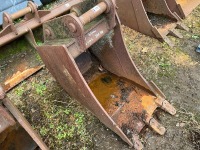 APPROX. 2ft TOOTHED DIGGING BUCKET TO SUIT 13 TON MACHINE - 3