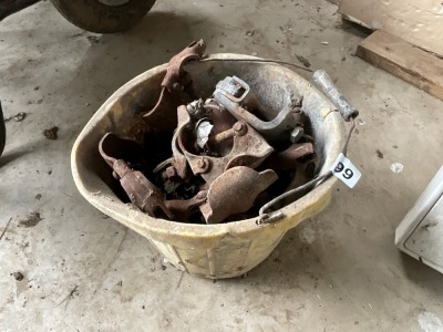 BUCKET OF ASSORTED CLAMPS