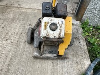 PETROL COMPACTION PLATE - 3