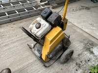PETROL COMPACTION PLATE - 4