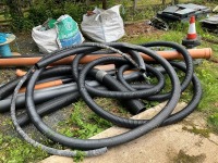 LOT BUNDLE PIPES, DUCTING, ROPE, DRAINAGE FITTINGS & PLASTIC COVERS - 5