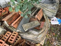 7No. PALLETS OF ASSORTED BRICKS, BLOCKS, SLATES, RIDGE TILES, CHIMNEY FLUES ETC - 6