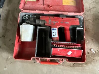 HILTI DX450 NAIL GUN & CASE