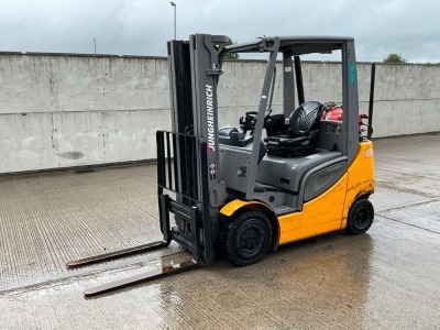 JUNGHEINRICH TFG320S 2 TON GAS FORKLIFT