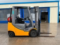 JUNGHEINRICH TFG320S 2 TON GAS FORKLIFT - 6