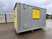 GROUNDHOG APPROX. 12FT X 7FT6" SINGLE AXLE TOWABLE WELFARE UNIT - 18