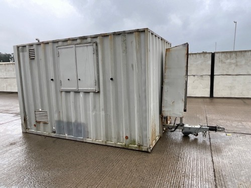 BOSS APPROX. 12FT X 7FT6" SINGLE AXLE TOWABLE WELFARE UNIT