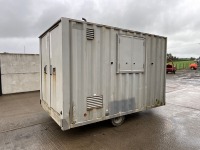 BOSS APPROX. 12FT X 7FT6" SINGLE AXLE TOWABLE WELFARE UNIT - 33