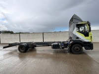 IVECO 150-210 15 TON 4x2 AUTOMATIC CHASSIS CAB ON AIR - 22