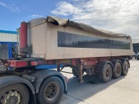 DENNISON 38 TON TRI AXLE INSULATED SLIDING BOGIE TIPPING TRAILER - 3