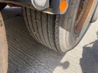 DENNISON 38 TON TRI AXLE INSULATED SLIDING BOGIE TIPPING TRAILER - 20