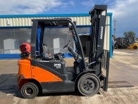 DOOSAN G25P 2.5 TON GAS FORKLIFT - 6