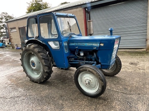 FORD 3000 2WD TRACTOR