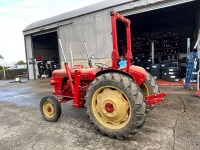 DAVID BROWN 950 2WD TRACTOR - 8