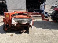 KUHN FC300MN TRAIL MOWER - 9