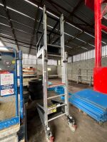 EXTENDABLE MONKEY TOWER PERSONNEL LIFT - 3