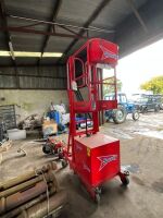 LAING SS130 EXTENDABLE PERSONNEL LIFT - 4