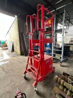 LAING SS130 EXTENDABLE PERSONNEL LIFT - 5