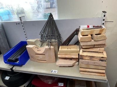 SHELF LOT OF UNUSED FIRE BRICKS
