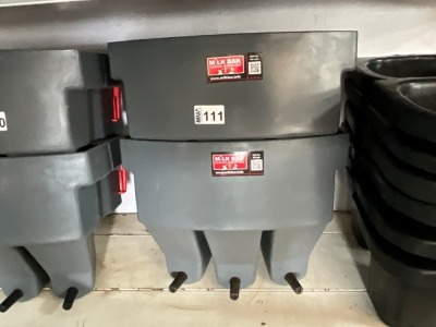 2No. UNUSED 3 TEAT FEEDERS
