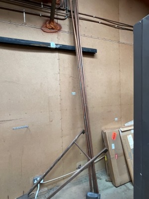 5No. LENGTHS OF 3/4 COPPER PIPE & PART ROLL OF LEAD