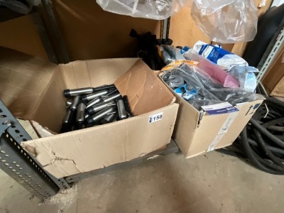 ASSORTED MILKING PARLOUR EQUIPMENT, CLUSTERS & HOSES