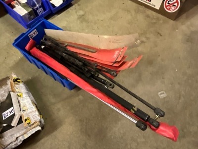 PLASTIC CRATE TO INC. ASSORTED GAS RAMS