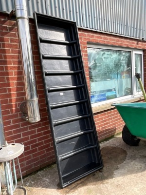 APPROX. 8ft PLASTIC FOOT BATH