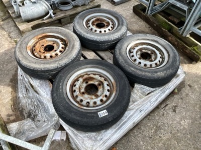 4No. 4 STUD RIMS & TYRES 165R13