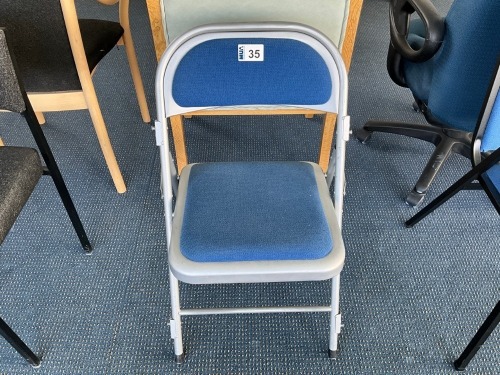FOLDABLE UPHOLSTERED OFFICE CHAIR