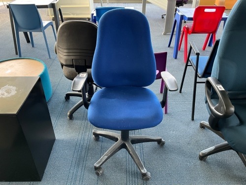 OPERATORS CHAIR