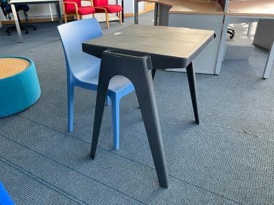POLYPROPYLENE CLASSROOM TABLE & CHAIR