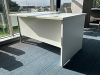 1400mm RIGHT HAND CORNER DESK - 4