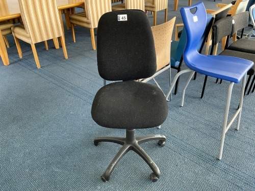 OPERATORS CHAIR
