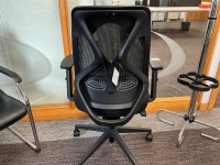 UNUSED HIGH BACK MESH OPERATORS CHAIR - 3
