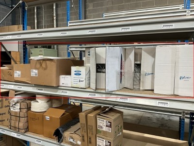 SHELF LOT OF UNUSED ASSORTED CATERING DISPOSABLES INC. CLEAR UNHINGED FOOD CONTAINERS, WOODEN DESSERT SPOONS & ASSORTED TWIST HANDLE CARRIER BAGS