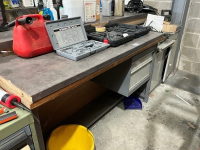 1460mm WORKBENCH, 2No. BETRA 500 METAL CABINETS & CONTENTS