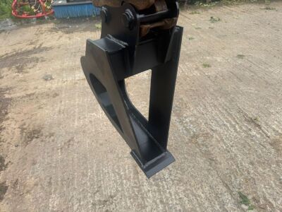 UNUSED BISON DRAINAGE BUCKET TO SUIT 3 TON MACHINE