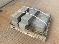 7No. ASSORTED GREY GRANITE KERBS  - 3