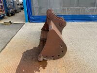 APPROX. 6ft SHUGH BUCKET TO SUIT 20 TON MACHINE - 4