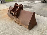 APPROX. 6ft SHUGH BUCKET TO SUIT 20 TON MACHINE - 7