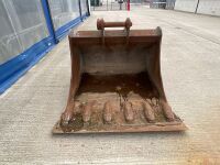 APPROX. 4.9ft TOOTHED DIGGING BUCKET TO SUIT 20 TON MACHINE - 2