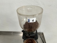 COMMERCIAL COFFEE GRINDER - 3