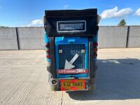 SCHMIDT COMPACT 200 4250KGS ROAD SWEEPER - 4