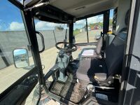 SCHMIDT COMPACT 200 4250KGS ROAD SWEEPER - 12