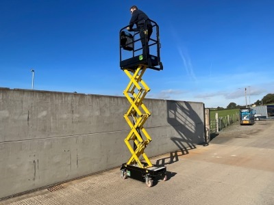 AIRO XLP5E BATTERY OPERATED PERSONNEL SCISSOR LIFT