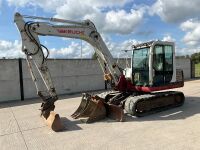 TAKEUCHI TB175 7.5 TON MIDI DIGGER 